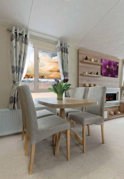 Lagooncombe Modern And Cosy Holiday Home Haverigg Екстер'єр фото