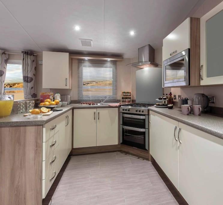 Lagooncombe Modern And Cosy Holiday Home Haverigg Екстер'єр фото